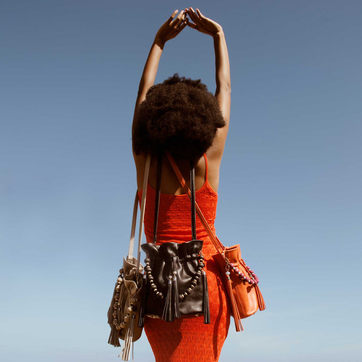 Nina Bucket Bag In Coral